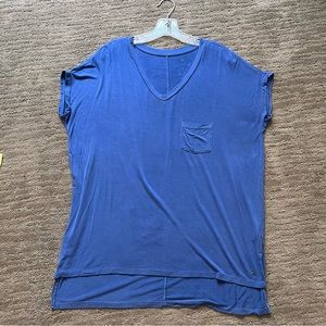 American Eagle Soft & Sexy V-Neck Tunic Tee.